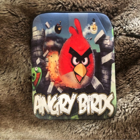 Angry Birds zippered bag . Imaging on both sides and includes wrist strap - Picture 2 of 6